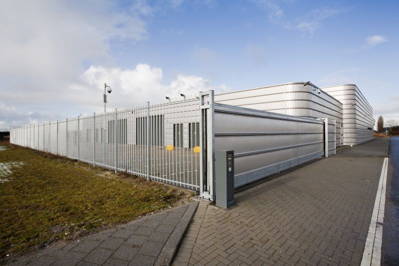 Commercial Fence Painting