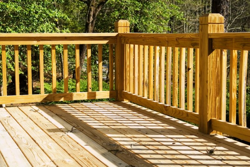 Enclosed Deck Installation