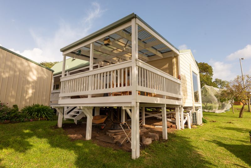 Enclosed Deck Installation