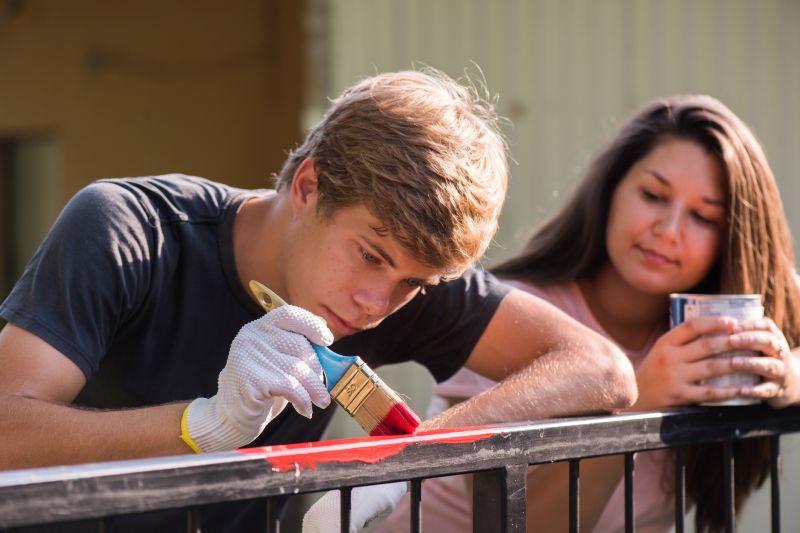 Fence Painting Service