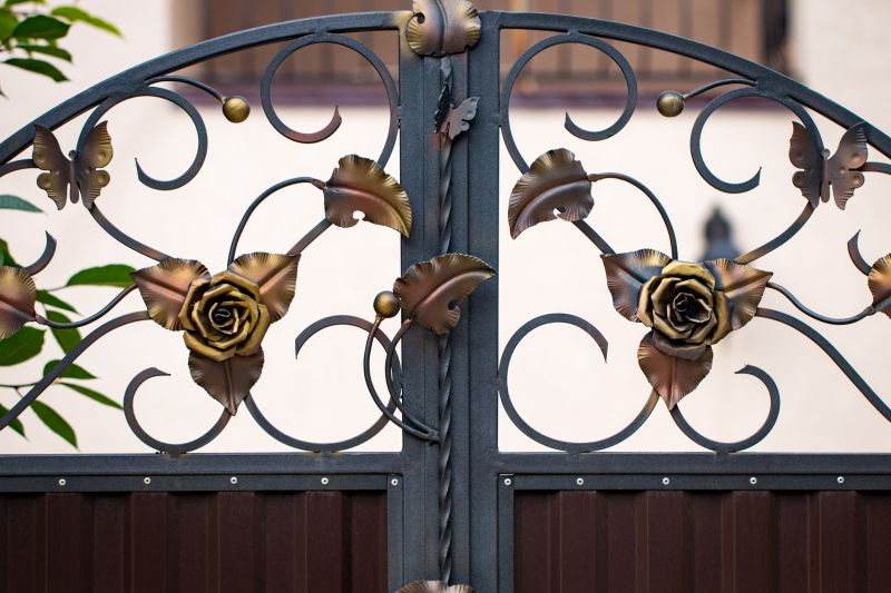 Ornamental Fence Service